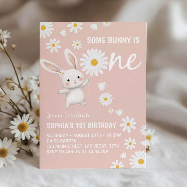 Un Bunny Daisy Girl Birthday Party Invitation (Créateur téléchargé)