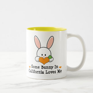 Un certain lapin en Californie m'aime tasse