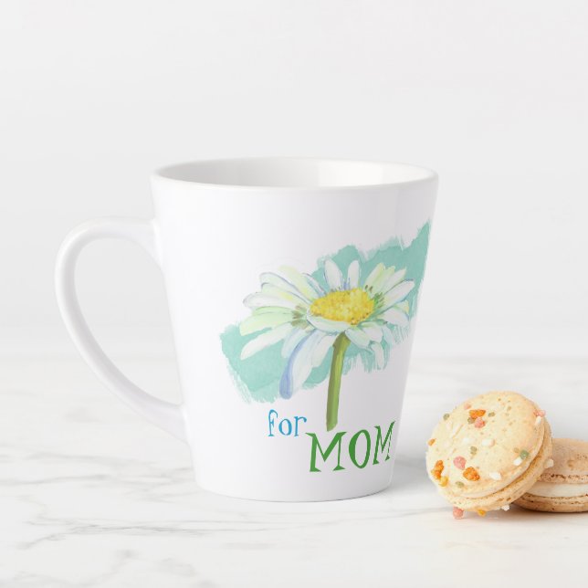 Un Daisin Pour Maman Latte Mug (En situation)