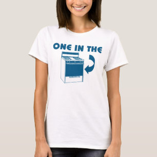 Un dans le T-shirt de four