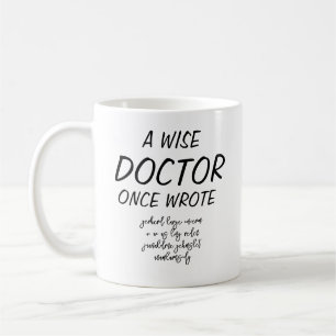 Un Docteur Sage Écrit Une Fois Mug ・ Docteur Idées
