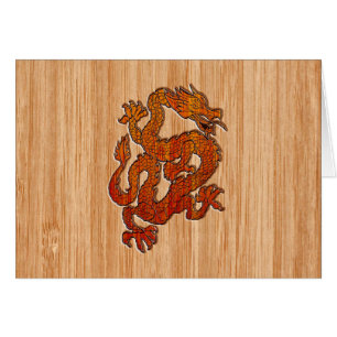 Un dragon rouge sur Bambou comme