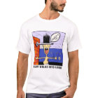 UN GARS SE REND DANS UN T-shirt AU BAR