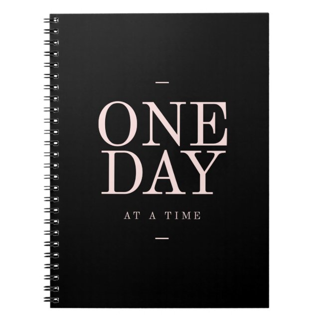 Un jour - Buts Motivation Citation Noir Carnet (Devant)