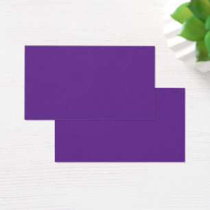 Un mélange abstrait de teintes violettes et roses 