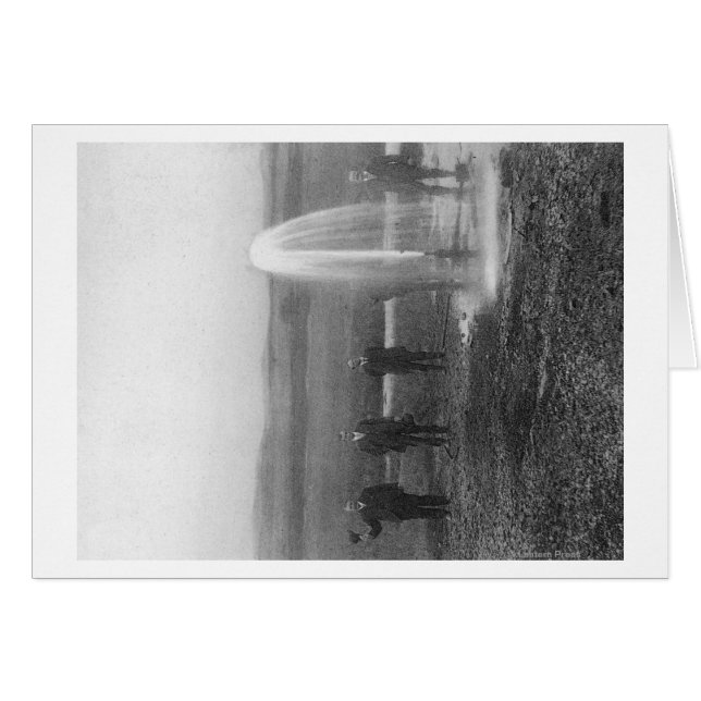 Un puits qui s'écoule dans le bassin de Judith au  (Devant horizontal)