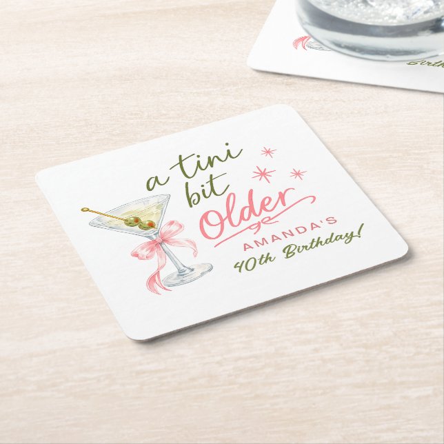 Un sous-verre en papier Un peu plus âgé (Incliné)