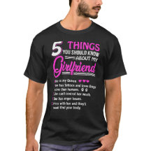Un T-shirt Homme Avec La Peine D'Amusement Valenti