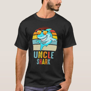 Uncle Shark Vintage Retro Shark Father's Day T-Shirt
