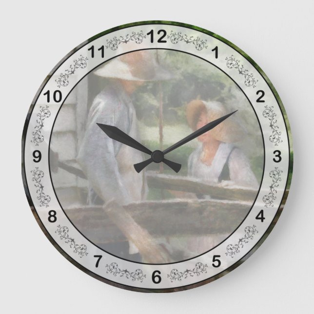 undefined large clock (Front)