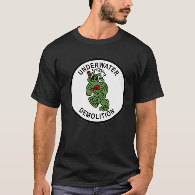  Underwater Demolition Teams Frog Patch Seals WW2 T-Shirt (Front)