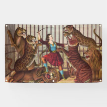 Une bannière PLUS DOCILE de LION de PUISSANCE de