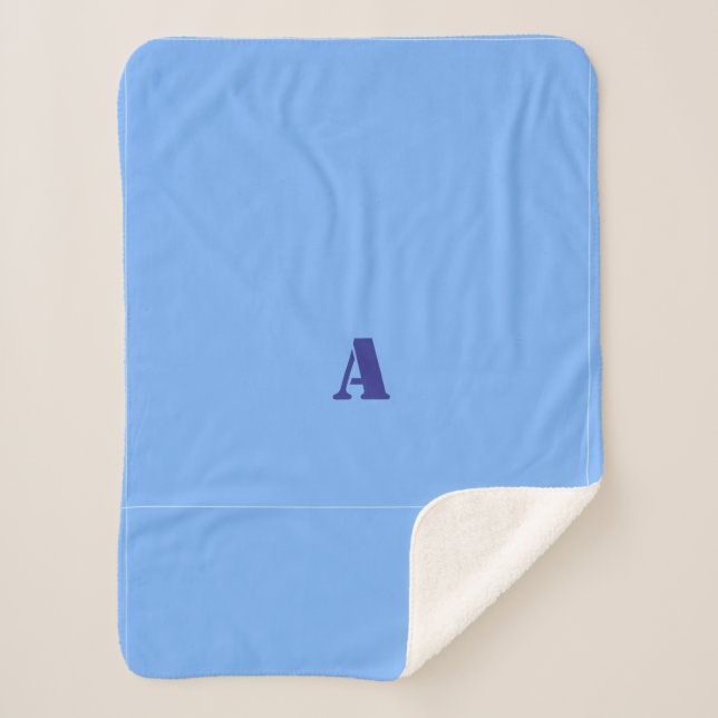 Une couverture en polaire bleu clair Monogramme (Devant)