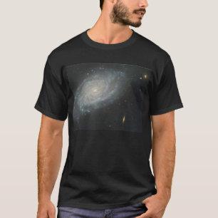 Une galaxie sur un T-shirt