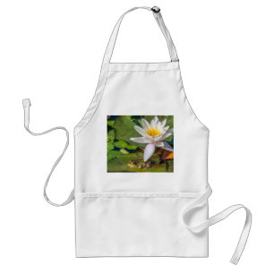 Une grenouille sous une fleur de nénuphar standard apron