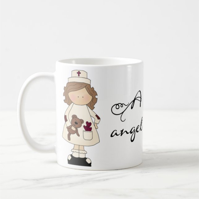 Une infirmière est... Mug (Gauche)