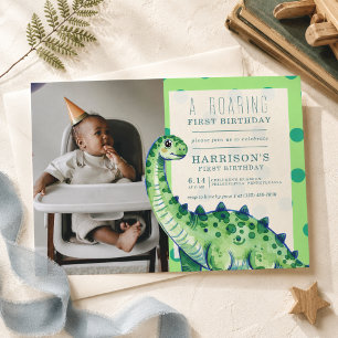 Une invitation photo d'anniversaire de dinosaure r