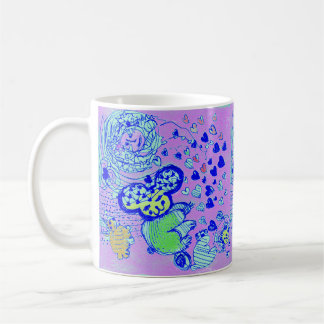 Une tasse avec de mignons personnages illustrés