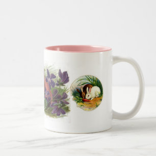 Une tasse heureuse de Pâques