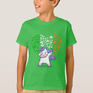 Unicorn Dabbing love valentine Irish Ireland Flag  T-Shirt