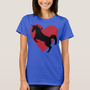 Unicorn love and tie dye coolness. T-Shirt