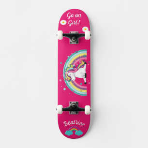 Unicorne sur skateboard avec légendes personnalisé
