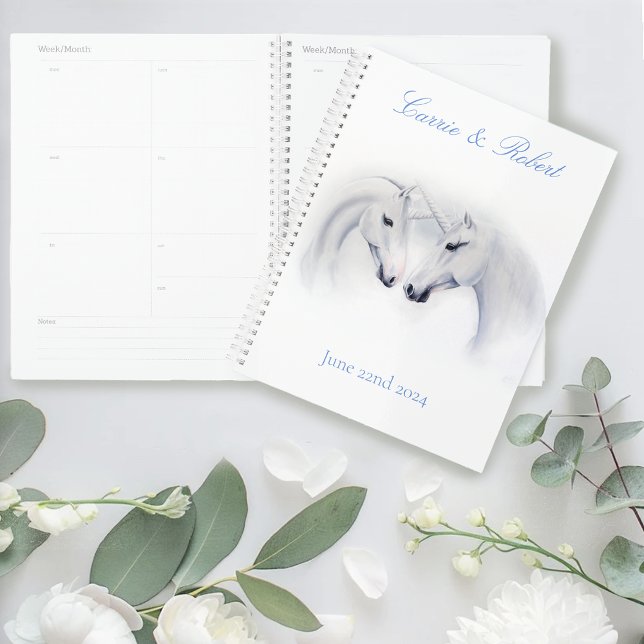 Unicornes blanches Love Couple Mariage (Créateur téléchargé)