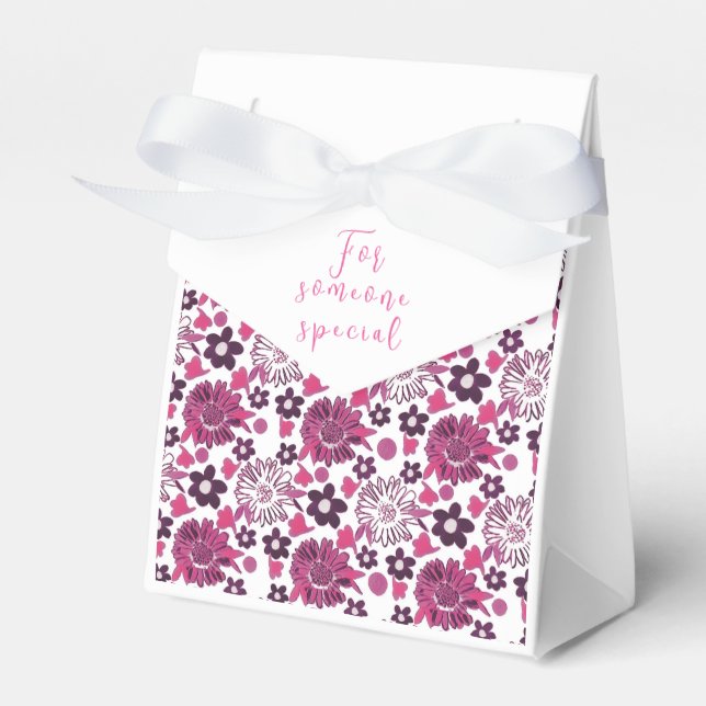 Unique floral in pink/white favor box (Front Side)