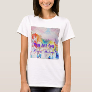 Unique monocoque d'aquarelle violette T-shirt