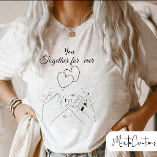 Unisex for couples to celebrate Valentine´s day. T-Shirt