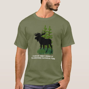 Unisex  Moose Lover Wildlife at Yellowstone Park   T-Shirt