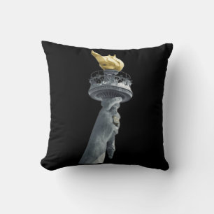 Unisex New York Liberty 2024 WNBA Final Parade Throw Pillow