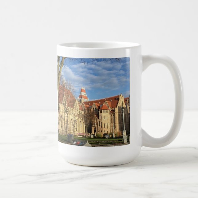 Université de tasse de Manchester (Droite)