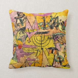 Unstern der Schiffe, The Unlucky Ships Throw Pillow