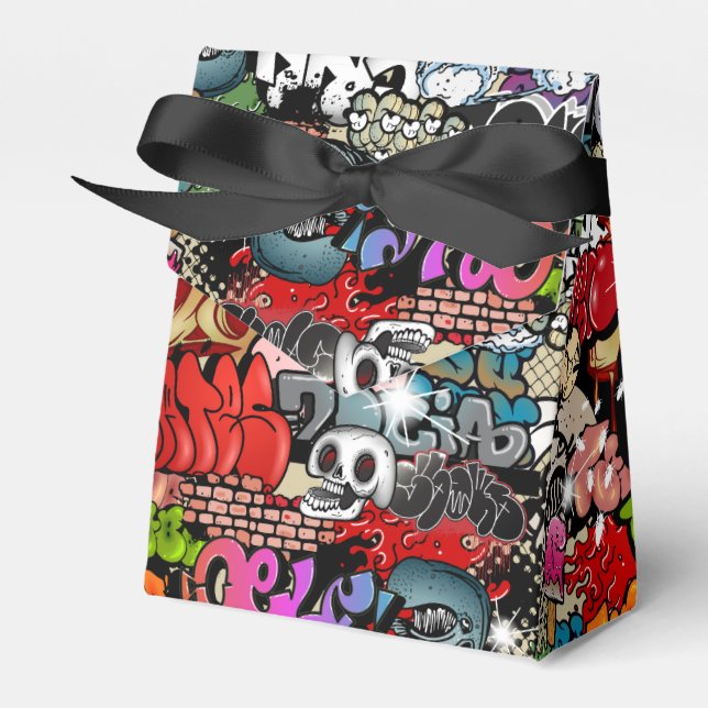 Urban dynamic street art Graffiti art pattern Favor Box (Front Side)