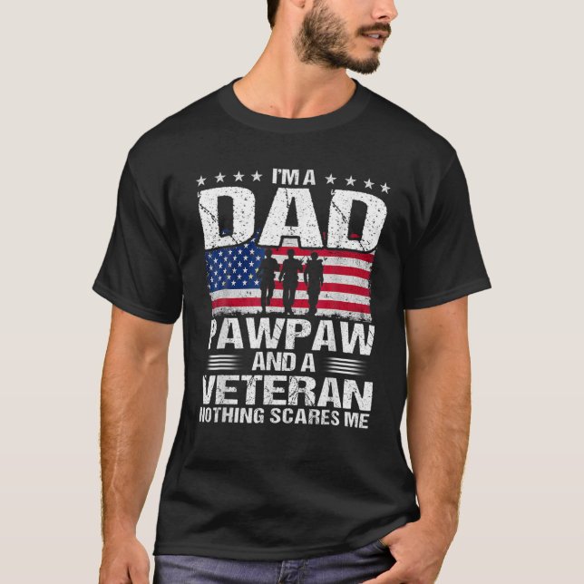 US American Flag Fathers Day I Am A Dad Pawpaw And T-Shirt (Front)