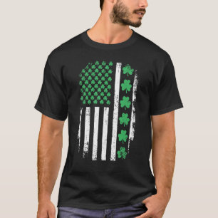 US American flag with shamrocks for St Patricks da T-Shirt