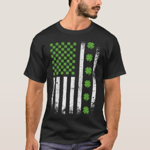 US American flag with shamrocks Men T-Shirt