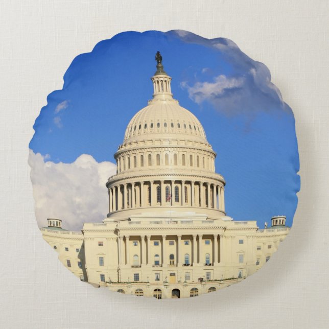 US Capitol Building, Washington DC, USA Round Pillow (Front)