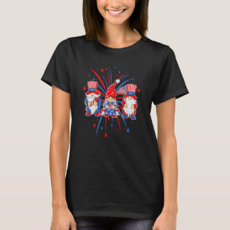 Usa American Gnomes Flags & Fireworks Cute 4th Of  T-Shirt