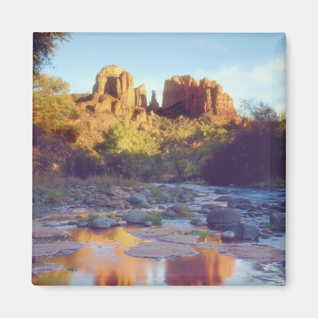 USA, Arizona, Sedona. Cathedral Rock reflecting Magnet (Front)