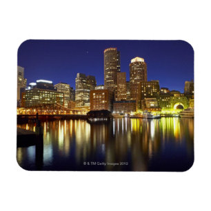 USA, Boston, city skyline at night (long Magnet