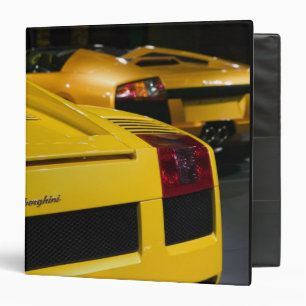 USA, California, Los Angeles: Los Angeles Auto 2 Binder