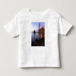 USA, California, San Francisco. Golden Gate Toddler T-shirt