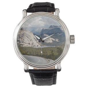 USA, California, Yosemite National Park Watch