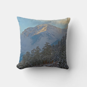 USA, Colorado, Mountains In Estes Park Throw Pillow