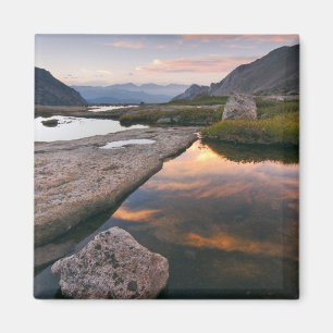 USA, Colorado, Rocky Mountain NP.  Sunrise in Magnet