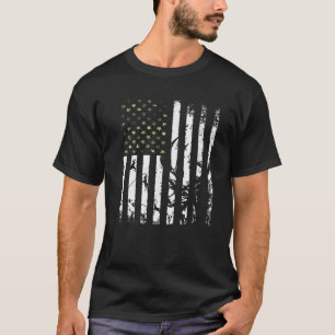 USA Flag Camo Deer Elk Buck Camoflage Hunting Hunt T-Shirt