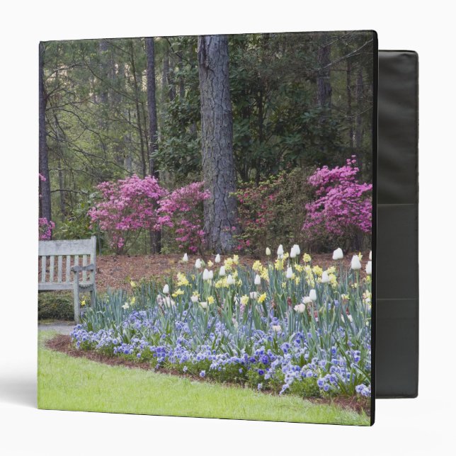 USA, Georgia, Pine Mountain. A border of Binder (Front/Inside)