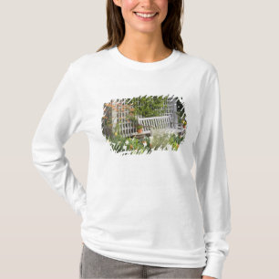 USA, Georgia, Pine Mountain. Chair in the T-Shirt